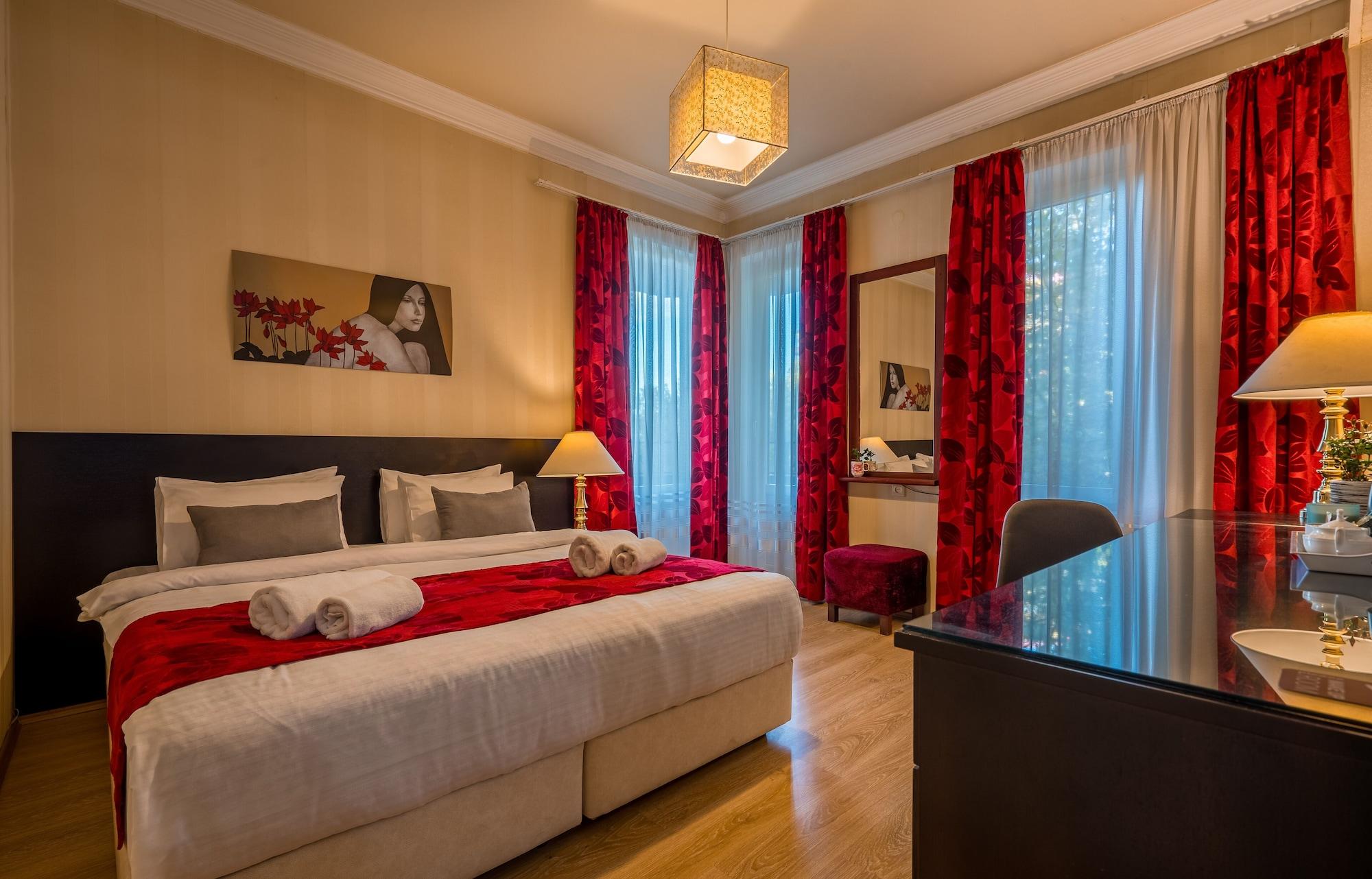 Iliani Hotel Tbilisi Buitenkant foto