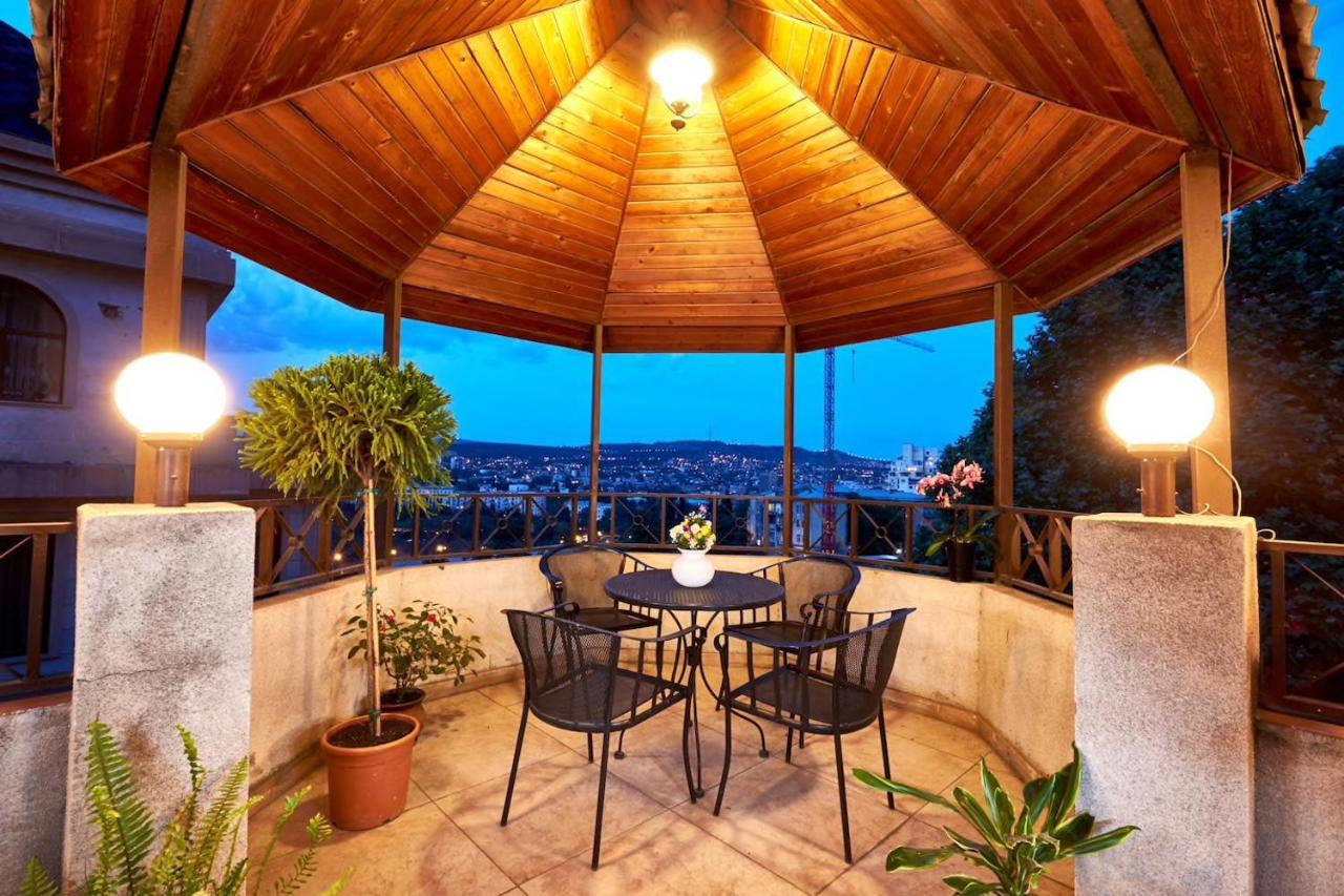 Iliani Hotel Tbilisi Buitenkant foto